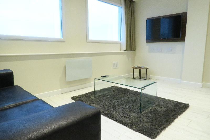 Quay Apartments Clarence House Newport  Esterno foto